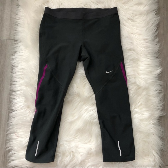 Nike Pants - Nike Dri Fit capri leggings grey M